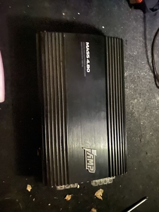 Усилител срочно продам