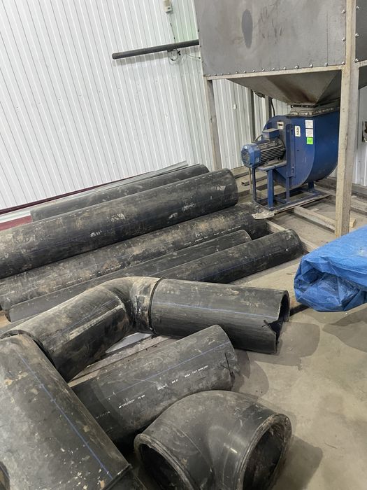 Продам трубы, отводы пластиковые