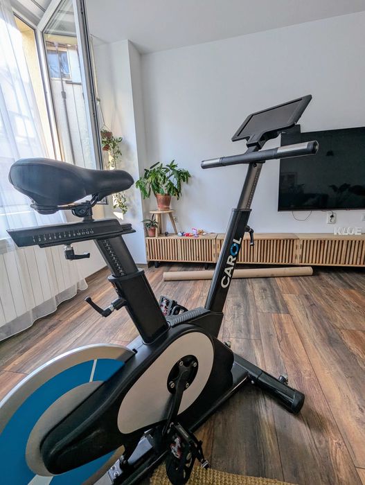 Carol Bike – AI Велоергометър с REHIIT тренировки