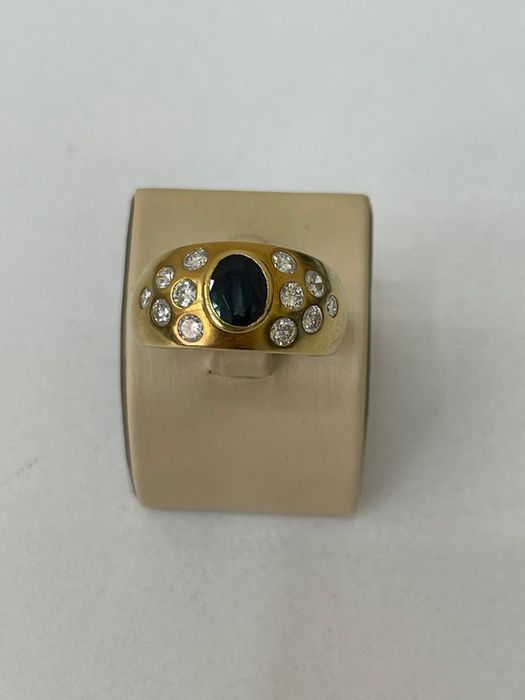 Inel cu pietre prețioase din aur de 18K Amanet BKG