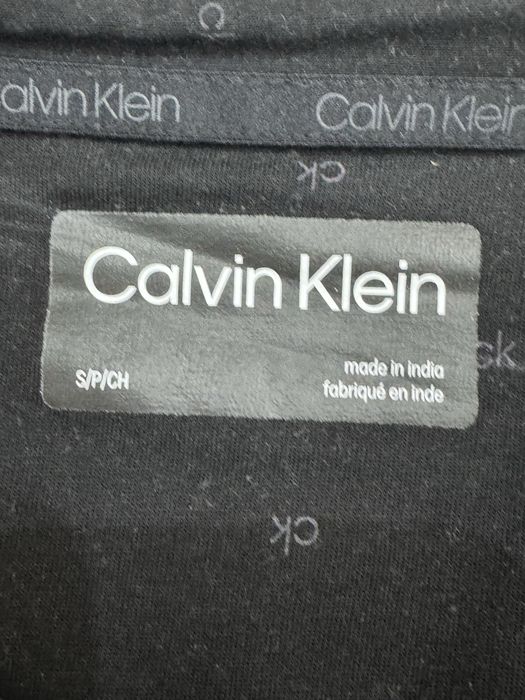 Мъжка тениска с яка CALVIN KLEIN . Размер S