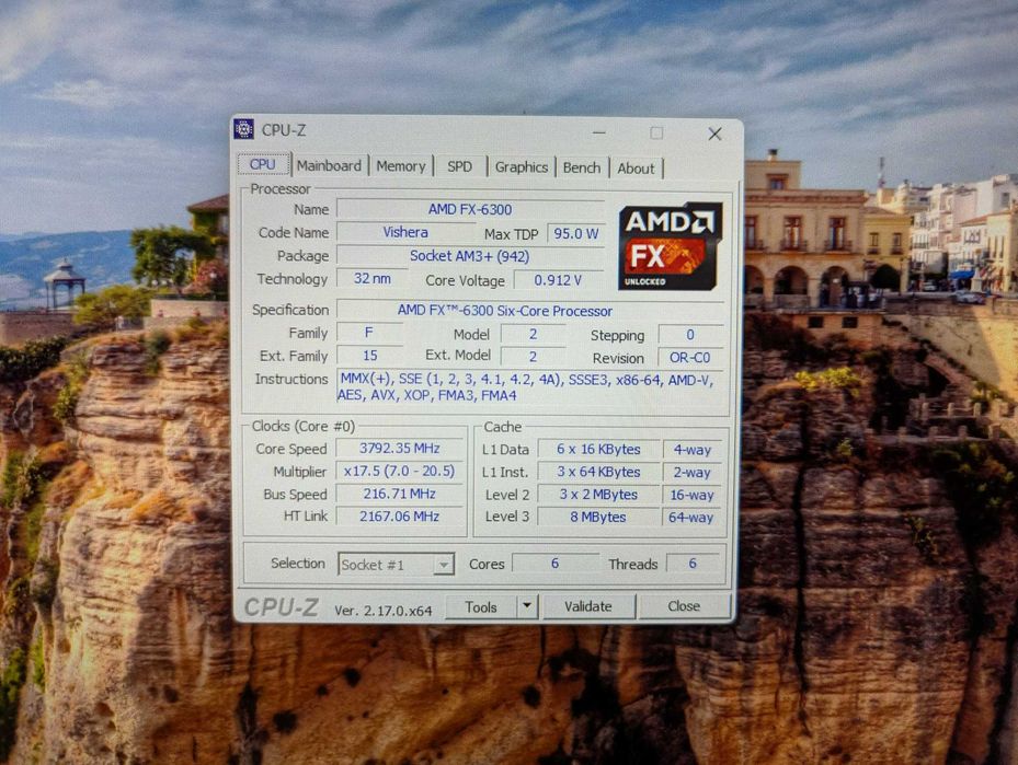 Bundle AMD FX-6300 + Cooler Arctic - Performanță și Liniște