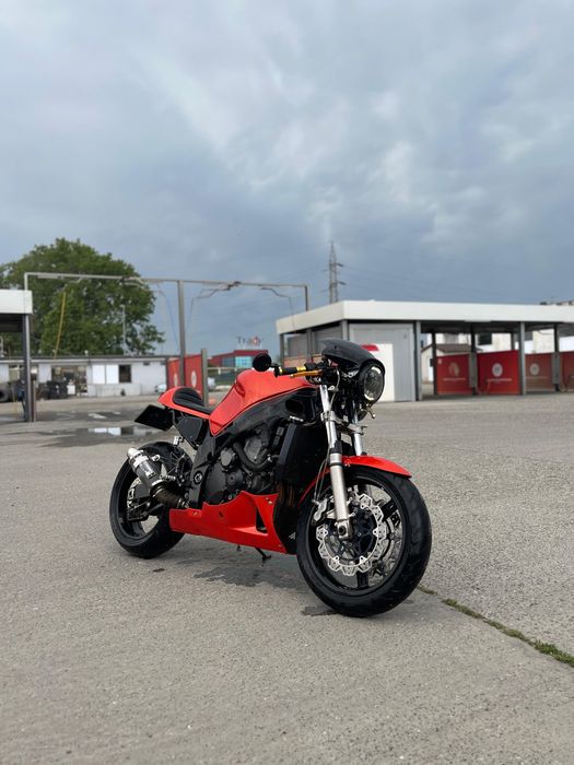 2000€ - Suzuki GSXR 600 cafe racer