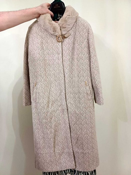 Продам пальто альпака