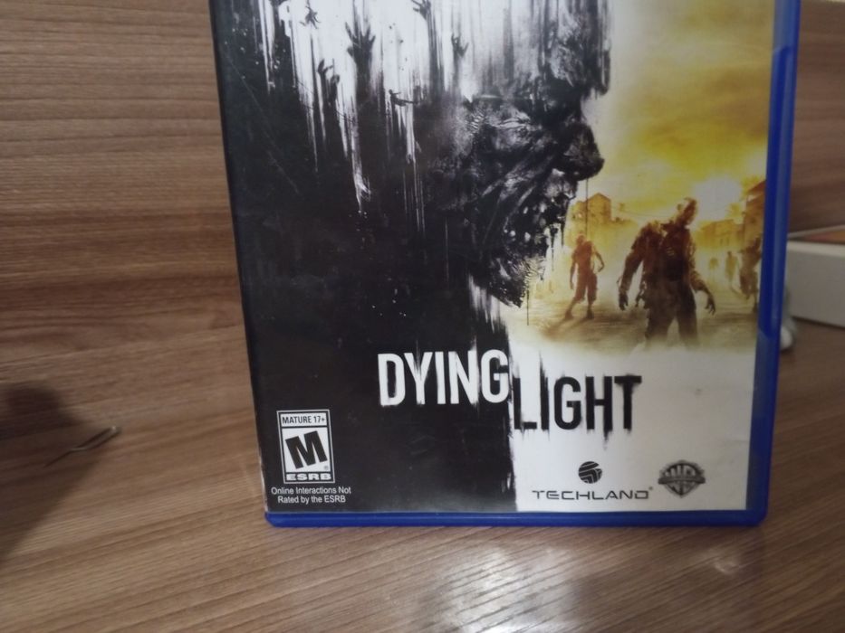 Продам диск на пс4 Dying light