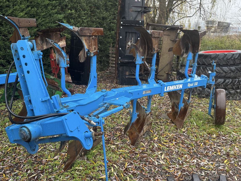 LEMKEN OPAL 110 plug