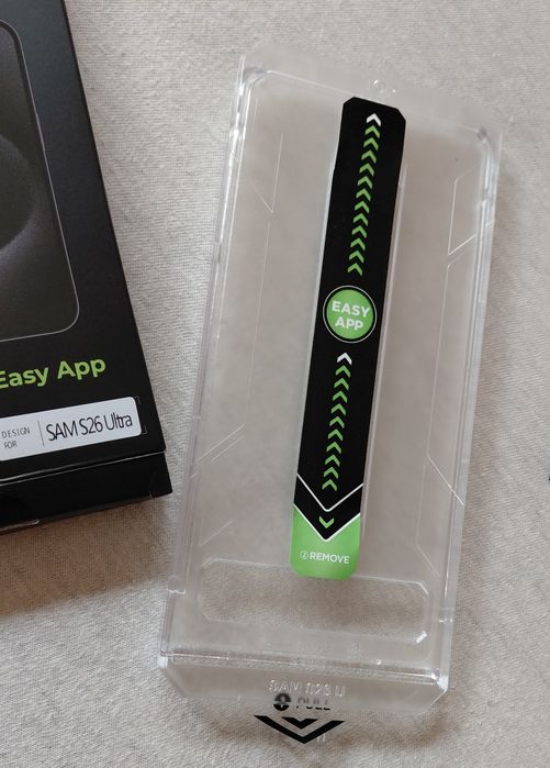 Folie sticla Samsung S26 Ultra. Dispozitiv aplicare!