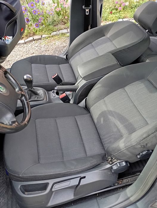 Skoda Octavia 2.0 BKD schimb cu mașină cu CV automată!! Ofer diferență substanțială după caz.