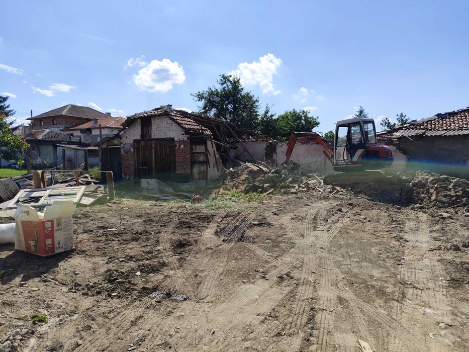 Услуги с мини багер ХИДРАВЛИЧЕН ЧУК