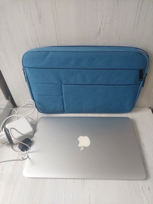 Макбук MacBook Air i5 SSD