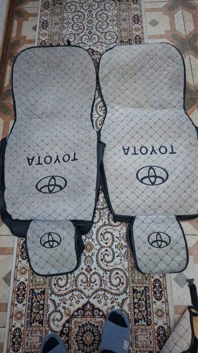 Универсальные чехлы на авто