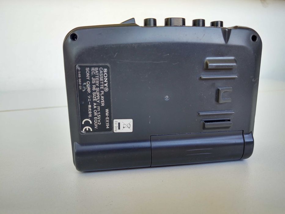 Walkman, minicasetofon portabil Sony