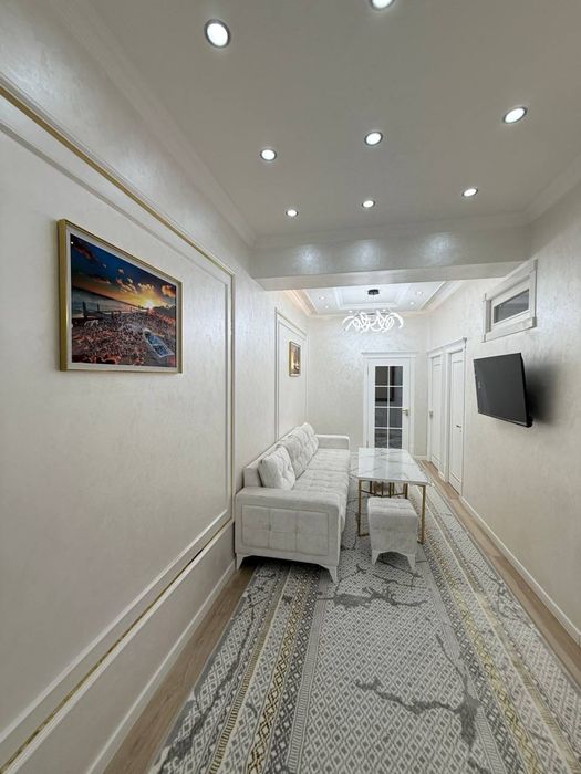 Продается 3 ком. Квартира площадью 52 кв.м. По ул. Рудаки