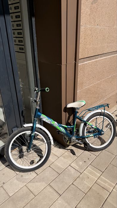 Продам детский велосипед на 5-9 лет