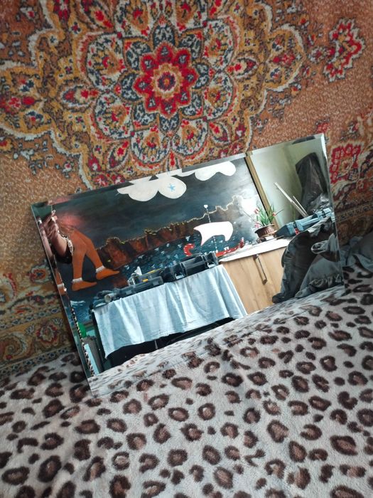 В ванную зеркало б/у