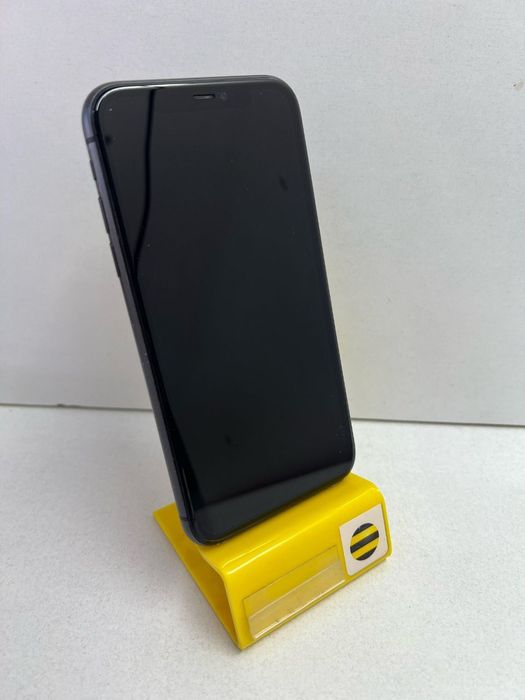 Продам Айфон 11 128г