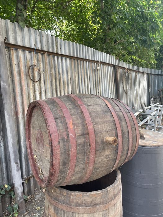 Стари автентични дървени каци за декорация/