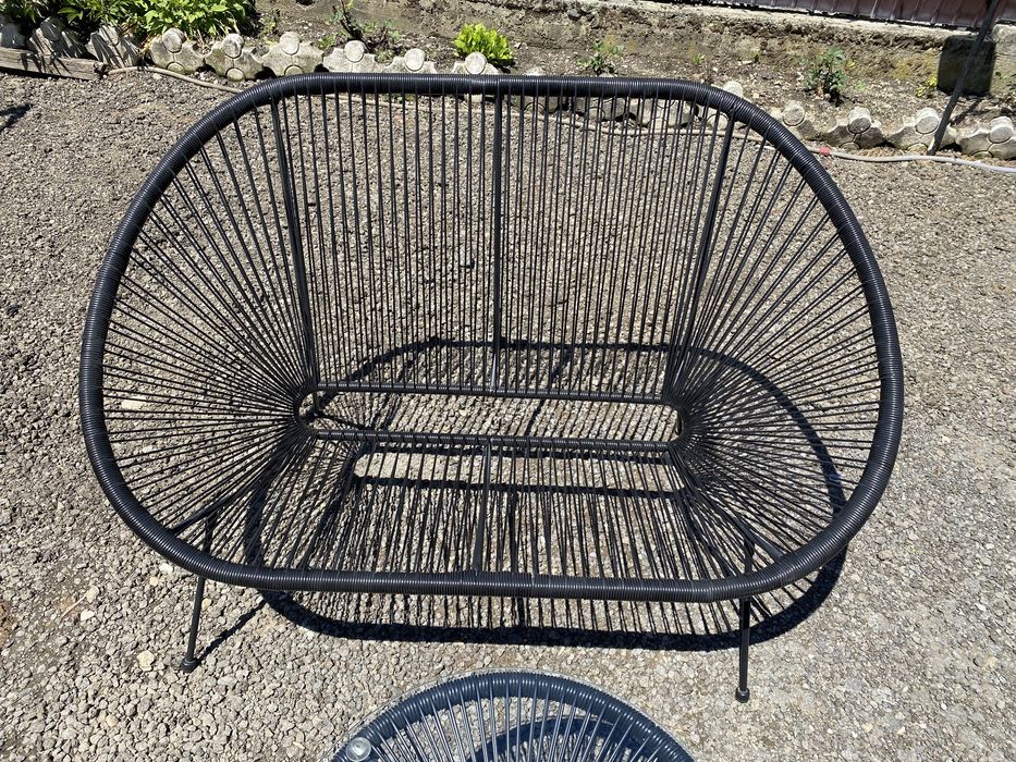 Set mobilier din ratan pentru gradina.