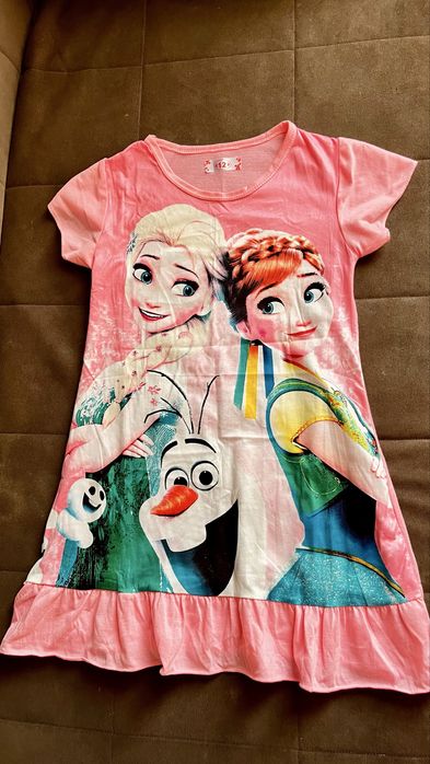 Продам детские платья