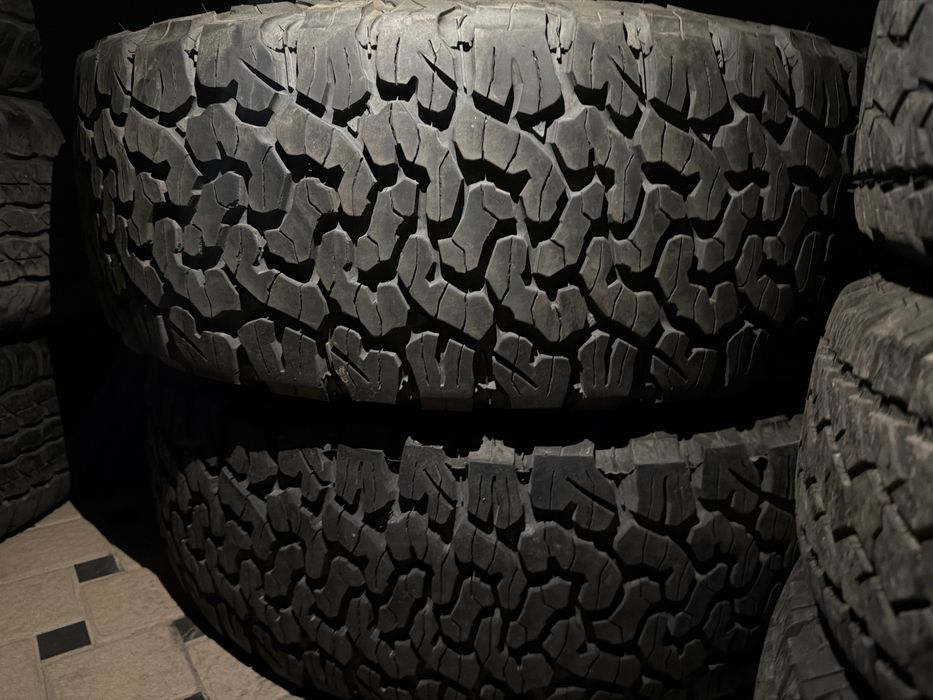 BFGOODRICH 285/70/17 orginal 4 ta birxil