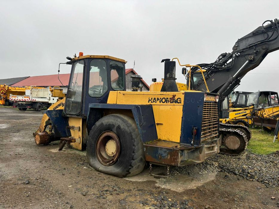 Dezmembrez incarcator frontal vola Hanomag 60E