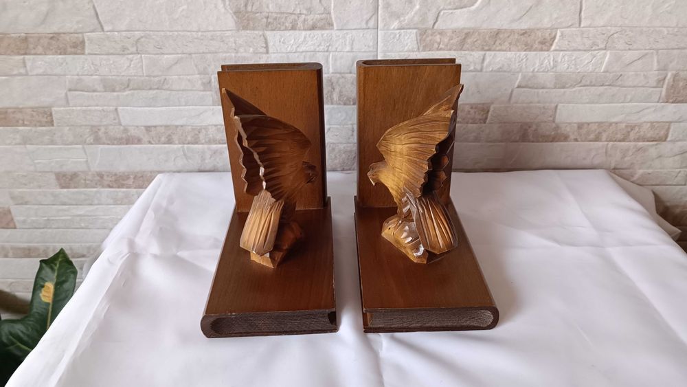Стари дървени стопери за книги - дърворезба - Орли