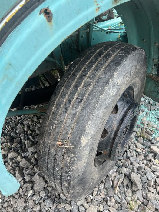 На части камион мерцедес каска 1619