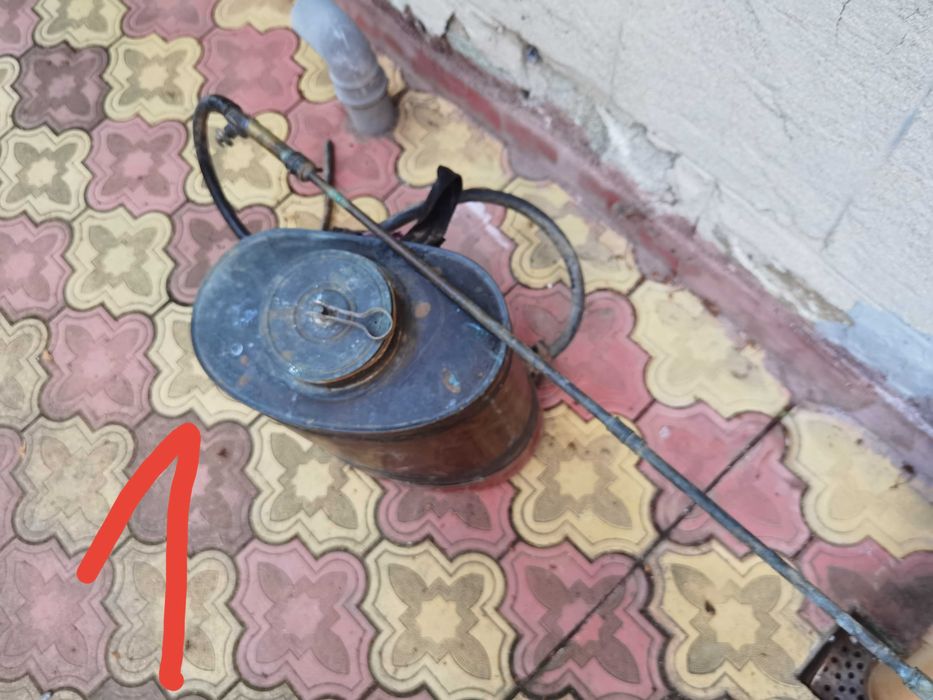 Продавам Медна Пръскачка 10 л – 8 кг, 2 бр. на Разположение