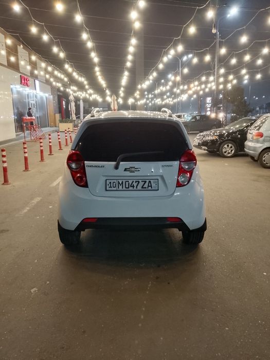 Chevrolet SPARK 2018 автомат метан газ