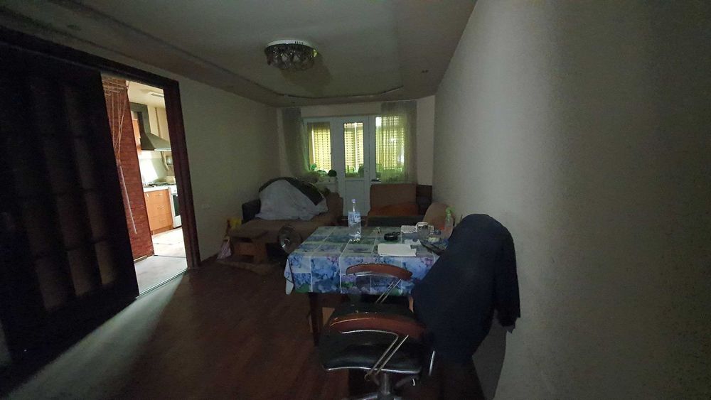 Политехника институти якинида 3 хонали 4 хона килса булади