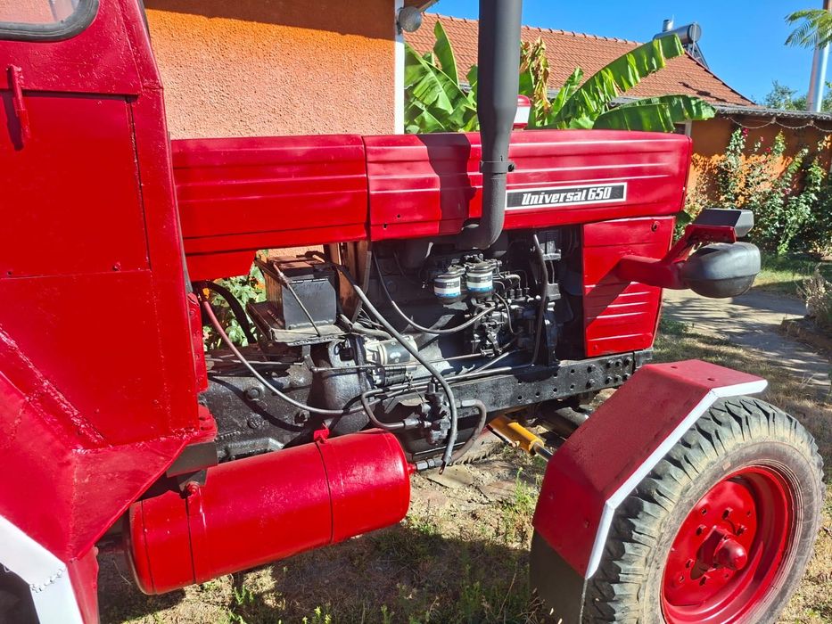 Vând tractor u650 in stare foarte bună + plug