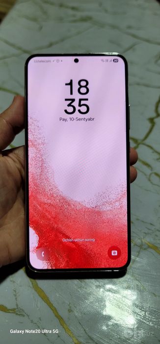 Samsung Galaxy S22 plus