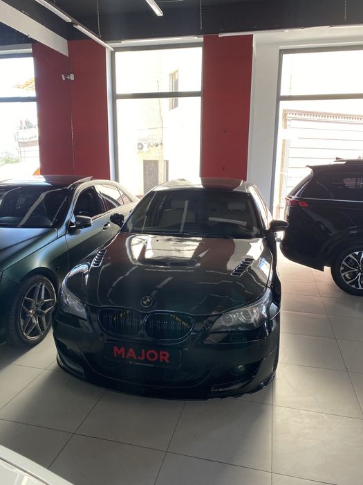 BMW 5 Series E60 (рестайлинг, LCI) — седан, M-Sport / M-Tech.