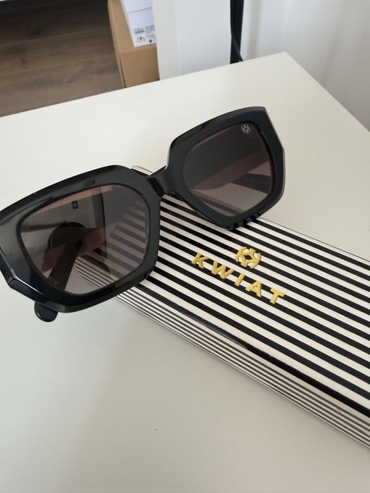 Черни слънчеви очила- KWIAT Chic