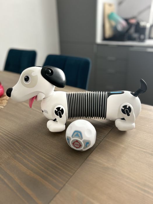 Разтеглив Робо-Дакел Silverlit