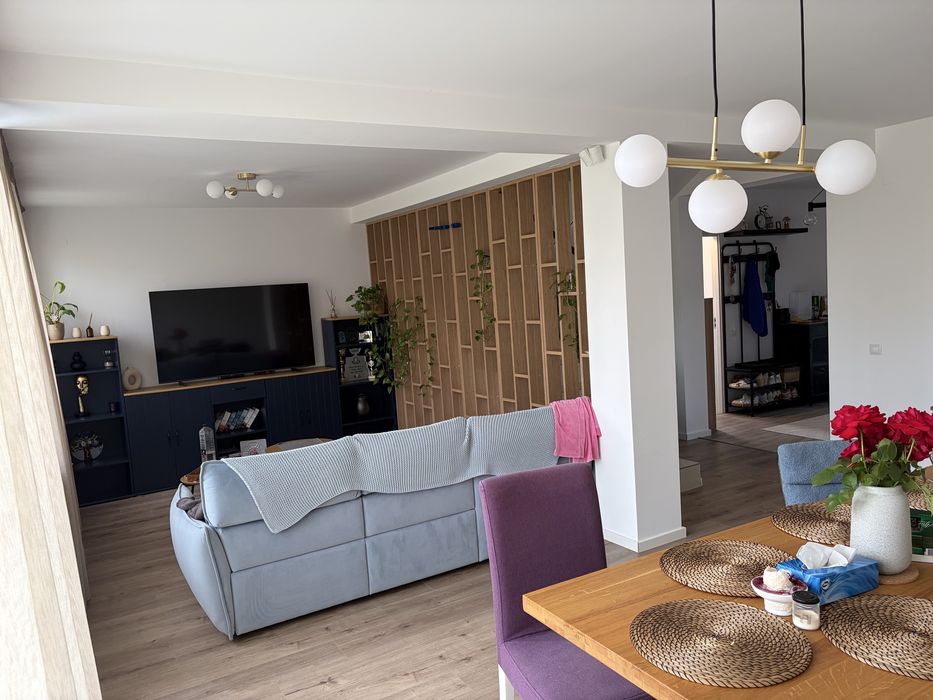 Casa parter + etaj mansardat 120 mp utili