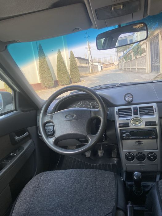 Лада приора сотилади холати яхши , метан газда