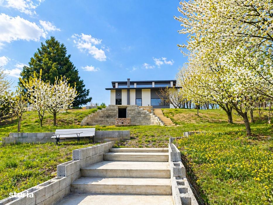 Casa de vanzare Hlincea Iasi + 1500 mp teren