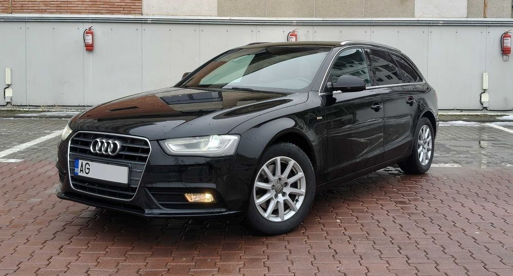 Audi A4 B8.5 / 2.0 TDI 143 CP / S-line / Piele / Euro 5 / Facelift