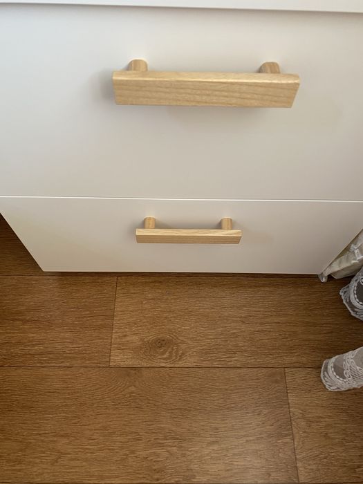 Тумбочка прикроватная