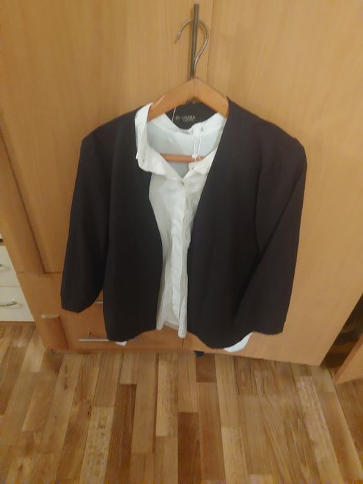 Женские костюмы 50 размер