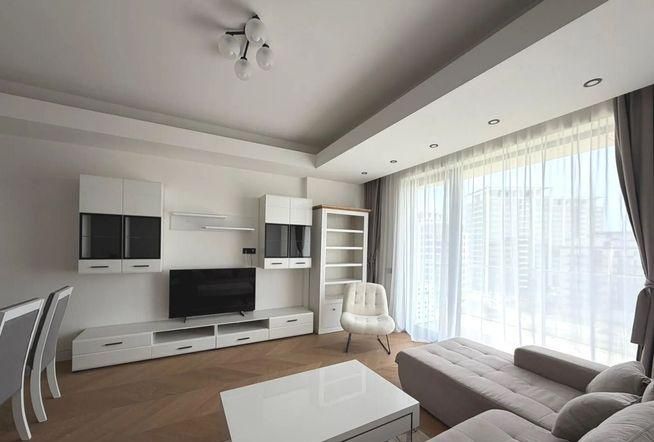 Inchiriez apartament 2  camere
