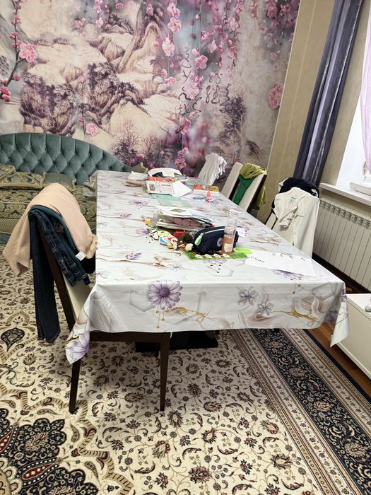 Продаи стол со стульями