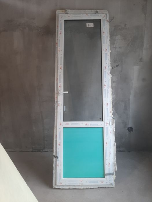 Пластиковые двери