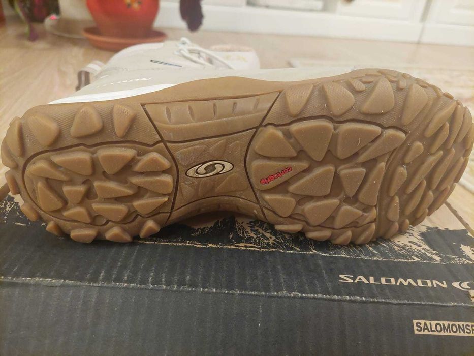Bocanci dama iarna Salomon, mar 40