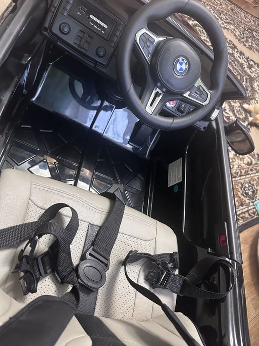 Срочно продам электромобиль бмв