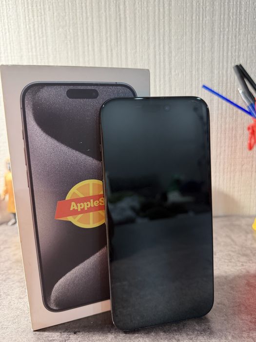 Продам Айфон 15 про макс
