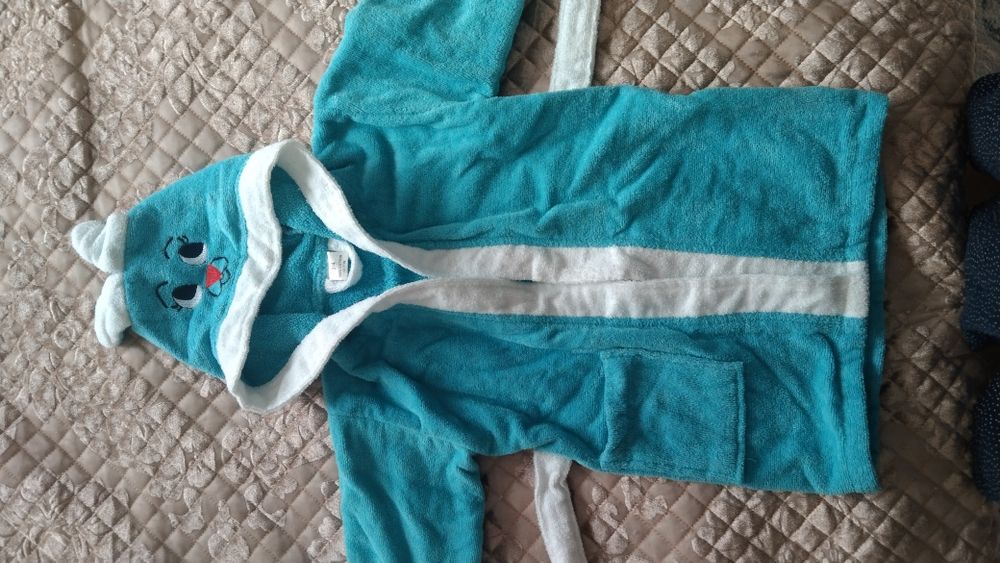 Куртка  осенняя детсая,брюки, халат