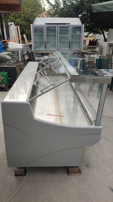 Vitrine frigorifice mezeluri,carne