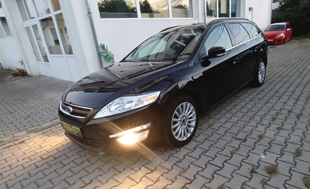 Ford Mondeo 2.0 Tdci 140 cp Euro 5 Titanium 2 seturi Roti Service complet la zi / Funcționează și arată ca nouă/ Garanție/ Rate